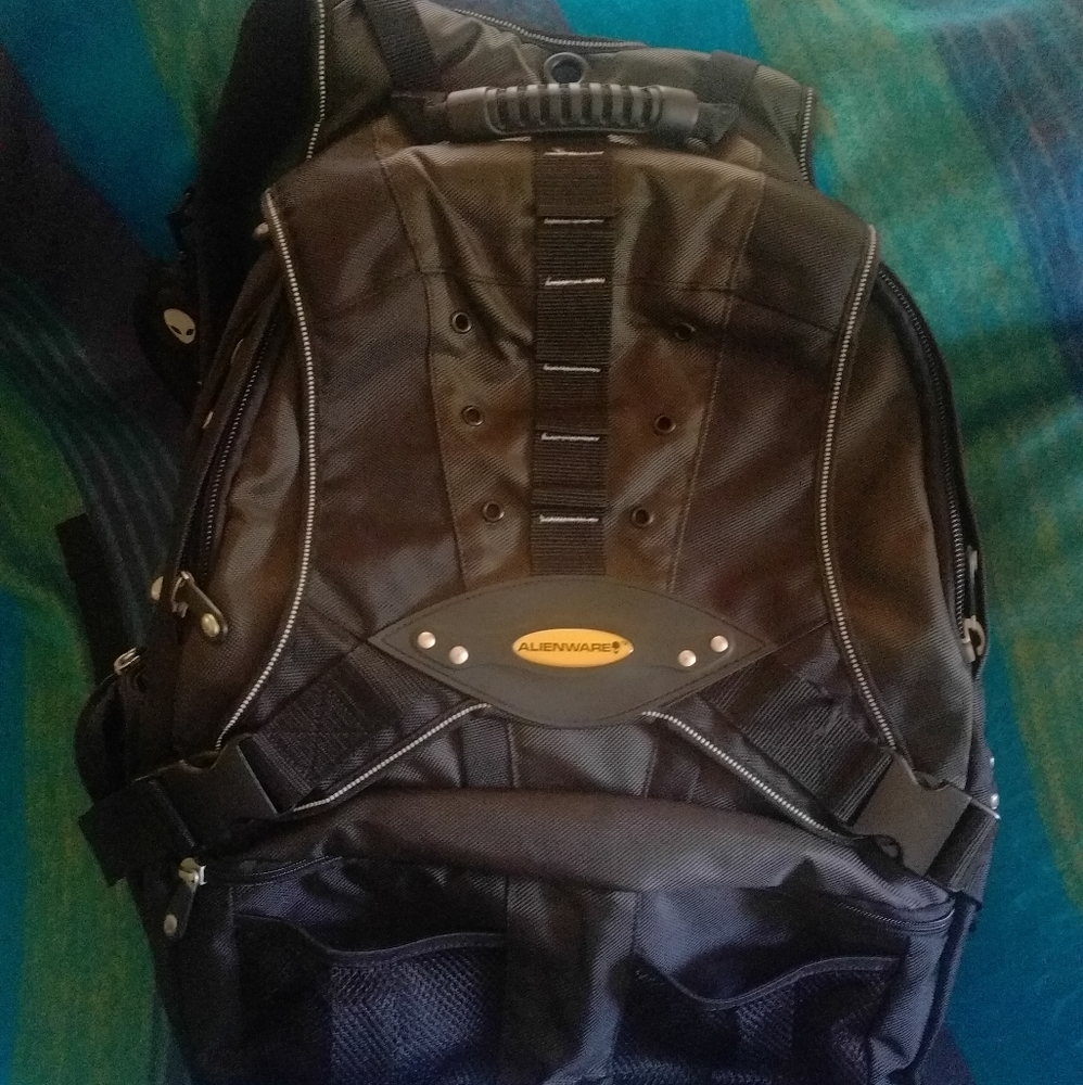 NWOT Vintage Alienware computer backpack
